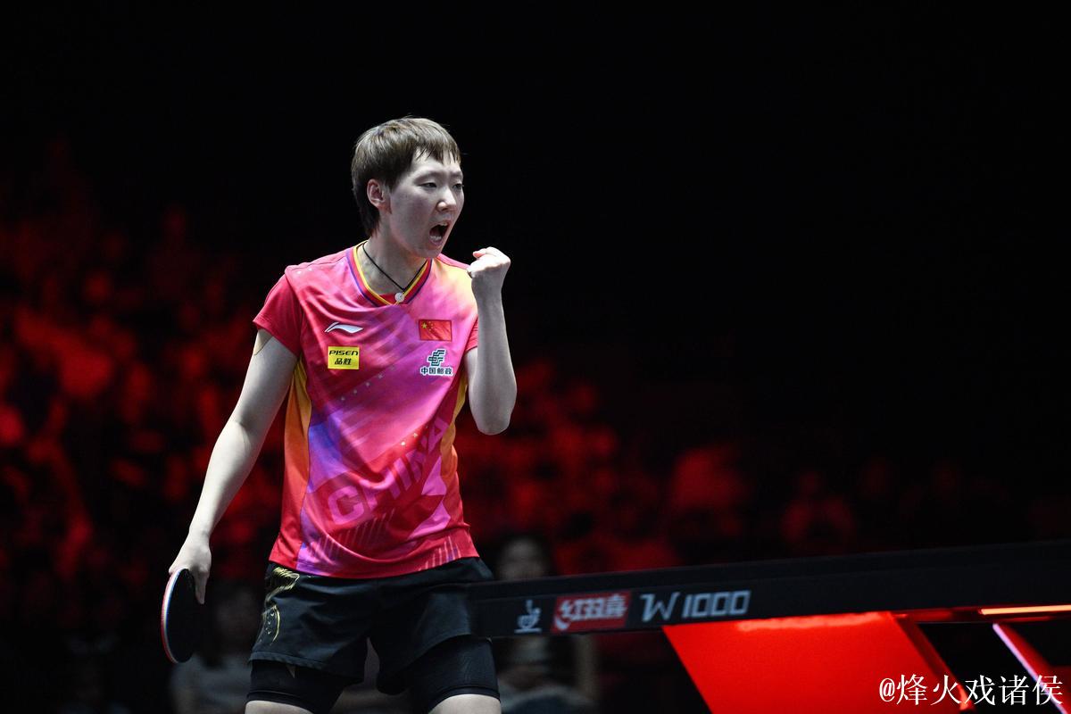 王曼昱势不可挡完胜对手 挺进WTT冠军赛八强